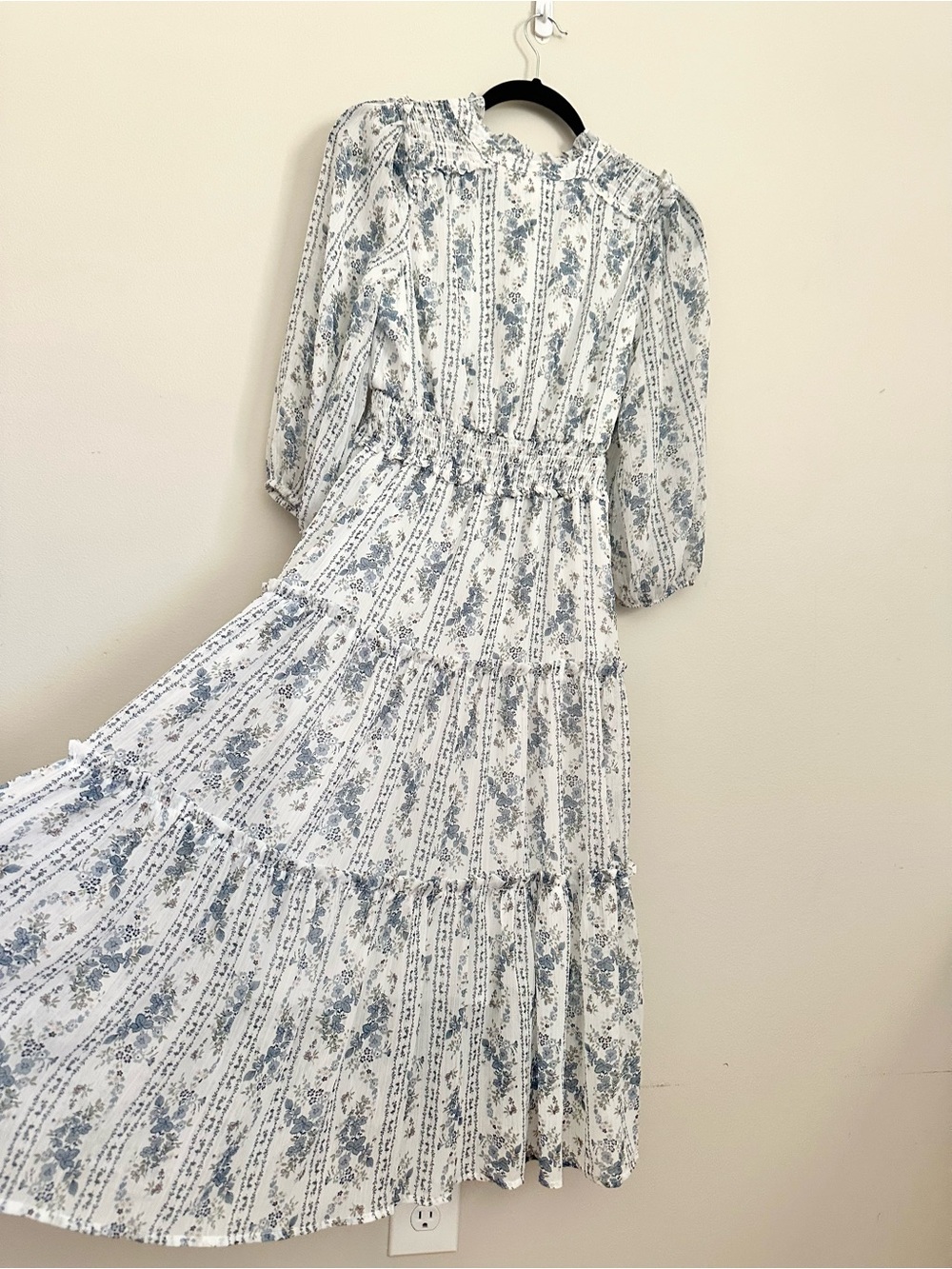 Blu Pepper Blue Floral Prairie Midi Dress Cottagecore Boho Size M Milkmaid Flowy - Picture 4 of 8